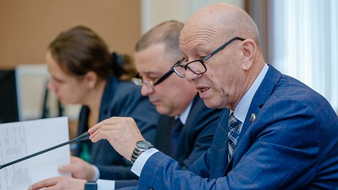 Деньги на образование, культуру и спорт